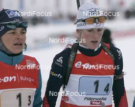 09.12.2007, Hochfilzen (AUT): Sylvia Becaert (FRA), Sandrine Bailly (FRA) - IBU World Cup biathlon, relay women - Hochfilzen (AUT). www.nordicfocus.com. c Furtner/NordicFocus. Every downloaded picture is fee-liable.