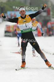 27.10.2007, Duesseldorf, Germany (GER): Josef Wenzl (GER), crossing the finish line - emotion - FIS world cup cross-country, individual sprint, Duesseldorf. www.nordicfocus.com. c Hemmersbach/NordicFocus. Every downloaded picture is fee-liable.