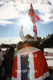 15.03.2008, Holmenkollen, Norway (NOR): fan - IBU World Cup biathlon, pursuit men, Holmenkollen (NOR). www.nordicfocus.com. c Manzoni/NordicFocus. Every downloaded picture is fee-liable.