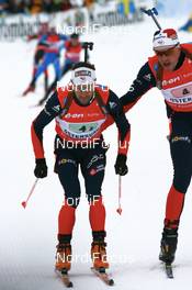 16.02.2008, Oestersund, Sweden (SWE): l-r: Vincent Defrasne (FRA) and Julien Robert (FRA) - IBU World Championchip of Biathlon, relay men - Oestersund (SWE). www.nordicfocus.com. c Manzoni/NordicFocus. Every downloaded picture is fee-liable.