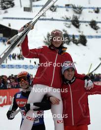 13.01.2008, Val di Fiemme, Italy (ITA): norwegian team celebrating with Tom Hilde (NOR)  - FIS world cup ski jumping, individual HS134, Val di Fiemme (ITA). www.nordicfocus.com. c Felgenhauer/NordicFocus. Every downloaded picture is fee-liable.