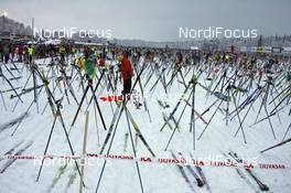 02.03.2008, Mora, Sweden (SWE):  skis are keeping the place - Worldloppet Vasaloppet, Mora (SWE). www.nordicfocus.com. c Felgenhauer/NordicFocus. Every downloaded picture is fee-liable.