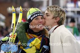 02.03.2008, Mora, Sweden (SWE): Sandra Hansson (SWE) getting victory kisses  - Worldloppet Vasaloppet, Mora (SWE). www.nordicfocus.com. c Felgenhauer/NordicFocus. Every downloaded picture is fee-liable.