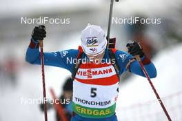 21.03.2009, Trondheim, Norway (NOR): Sandrine Bailly (FRA), Madshus, Rottefella, Swix, Odlo - IBU world cup biathlon, pursuit women, Trondheim (NOR). www.nordicfocus.com. © Manzoni/NordicFocus. Every downloaded picture is fee-liable.