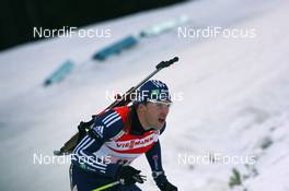 06.12.2009, Oestersund, Sweden (SWE): Lowell Bailey (USA), Rossignol, Rottefella, One Way - IBU world cup biathlon, relay men, Oestersund (SWE). www.nordicfocus.com. © Manzoni/NordicFocus. Every downloaded picture is fee-liable.