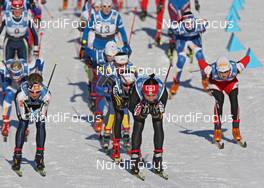 17.01.2009, Vancouver, Canada (CAN): group, in front, l-r Marianna Longa (ITA), Fischer, Salomon, One Way, Justyna Kowalczyk (POL), Fischer, Salomon, Swix, Katerina Smutna (AUT), Fischer, Rottefella, Rossignol, Komperdell  - FIS world cup cross-country, pursuit women, Vancouver (CAN). www.nordicfocus.com. © Hemmersbach/NordicFocus. Every downloaded picture is fee-liable.