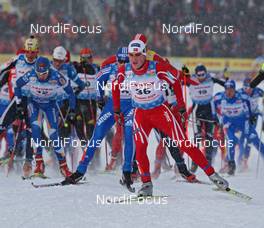 30.01.2009, Rybisnk, Russia (RUS): group, in front Tore Ruud Hofstad (NOR), Fischer, Salomon, Swix  - FIS world cup cross-country, mass men, Rybinsk (RUS). www.nordicfocus.com. © Hemmersbach/NordicFocus. Every downloaded picture is fee-liable.