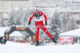 12.12.2009, Davos, Switzerland (SUI): Astrid Jacobsen (NOR), Fischer, Rottefella, Swix  - FIS world cup cross-country, 10km women, Davos (SUI). www.nordicfocus.com. © Hemmersbach/NordicFocus. Every downloaded picture is fee-liable.