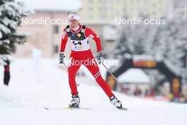 12.12.2009, Davos, Switzerland (SUI): Therese Johaug (NOR), Fischer, Salomon, Swix  - FIS world cup cross-country, 10km women, Davos (SUI). www.nordicfocus.com. © Hemmersbach/NordicFocus. Every downloaded picture is fee-liable.