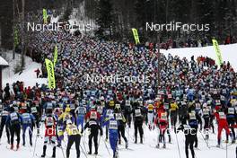01.03.2009, Mora, Sweden (SWE): the first uphill - Worldloppet Vasaloppet, Mora (SWE). www.nordicfocus.com. © Felgenhauer/NordicFocus. Every downloaded picture is fee-liable.