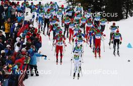 28.02.2010, Whistler, Canada (CAN): group, in front Anders Soedergren (SWE), Fischer, Salomon, Craft  - Olympic Winter Games Vancouver 2010, cross-country, mass men, Whistler (CAN). www.nordicfocus.com. © NordicFocus. Every downloaded picture is fee-liable.