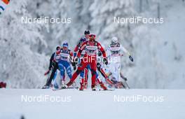 28.11.2010, Kuusamo, Finland (FIN):  Ingvill Flugstad Oestberg (NOR), Madshus, Rottefella leading the group - FIS world cup cross-country, 10km women handicap start, Kuusamo (FIN). www.nordicfocus.com. © Laiho/NordicFocus. Every downloaded picture is fee-liable.
