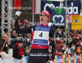 31.01.2010, Val di Fiemme, Italy (ITA): todays winner Oskar Svaerd (SWE), Atomic, Exel  - FIS Marathon Cup Marcialonga, Val di Fiemme (ITA). www.nordicfocus.com. © Hemmersbach/NordicFocus. Every downloaded picture is fee-liable.