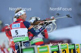 04.12.2011, Oestersund, Sweden (SWE): Lowell Bailey (USA), Rossignol, Rottefella, One Way - IBU world cup biathlon, pursuit men, Oestersund (SWE). www.nordicfocus.com. © Manzoni/NordicFocus. Every downloaded picture is fee-liable.