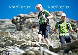 06.09.2011, Scuol, Switzerland (SUI): l-r: Regine Schlump (GER), SALOMON MIXED-TEAM, Florian Jehle (GER), SALOMON MIXED-TEAM    - Gore Tex Transalpine Run, trail running, 40km, Galtuer (AUT) - Scuol (SUI). www.nordicfocus.com. © NordicFocus. Every downloaded picture is fee-liable.