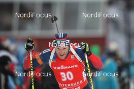 02.12.2012, Oestersund, Sweden (SWE): Lowell Bailey (USA), Rossignol, Rottefella, One Way - IBU world cup biathlon, pursuit men, Oestersund (SWE). www.nordicfocus.com. © Manzoni/NordicFocus. Every downloaded picture is fee-liable.