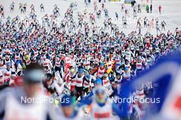 16.12.2012, Livigno, Italy (ITA): mass start - FIS Marathon Cup La Sgambeda, Livigno (ITA). www.nordicfocus.com. © Felgenhauer/NordicFocus. Every downloaded picture is fee-liable.