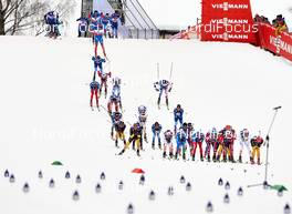 23.02.2013, Val di Fiemme, Italy (ITA): the top group arrives at the stadium - FIS nordic world ski championships, cross-country, skiathlon men, Val di Fiemme (ITA). www.nordicfocus.com. © Felgenhauer/NordicFocus. Every downloaded picture is fee-liable.