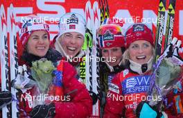 08.12.2013, Lillehammer, Norway (NOR): (l-r) Heidi Weng (NOR), Madshus, Swix, Alpina, Rottefella, Kristin Steira (NOR), Madshus, One Way, Salomon, Swix, Marit Bjoergen (NOR), Fischer, Swix, Rottefella and Therese Johaug (NOR), Fischer, Swix, Rottefella - FIS world cup cross-country, 4x5km women, Lillehammer (NOR). www.nordicfocus.com. © Laiho/NordicFocus. Every downloaded picture is fee-liable.