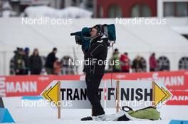 02.02.2014, Toblach, Italy (ITA): Event Feature: TV Cameraman in the middle of the stadium - FIS world cup cross-country, individual sprint, Toblach (ITA). www.nordicfocus.com. © Manzoni/NordicFocus. Every downloaded picture is fee-liable.