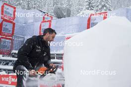 31.01.2014, Toblach, Italy (ITA): Event Feature: the leaders chair is build with snow - FIS world cup cross-country, training, Toblach (ITA). www.nordicfocus.com. © Manzoni/NordicFocus. Every downloaded picture is fee-liable.