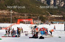 10.01.2015, Val di Fiemme, Italy (ITA): crowded ski depot before the start - FIS world cup cross-country, tour de ski, mass men, Val di Fiemme (ITA). www.nordicfocus.com. © Felgenhauer/NordicFocus. Every downloaded picture is fee-liable.