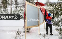 25.01.2015, Rybinsk, Russia (RUS): FIS marketing crew changing the sponsors between the laps - FIS world cup cross-country, skiathlon men, Rybinsk (RUS). www.nordicfocus.com. © Laiho/NordicFocus. Every downloaded picture is fee-liable.