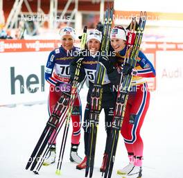 15.02.2015, Oestersund, Sweden (SWE): Therese Johaug (NOR), Charlotte Kalla (SWE), Marit Bjoergen (NOR), (l-r)  - FIS world cup cross-country, 10km women, Oestersund (SWE). www.nordicfocus.com. © Felgenhauer/NordicFocus. Every downloaded picture is fee-liable.