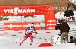 15.03.2015, Oslo, Norway (NOR): Astrid Uhrenholdt Jacobsen (NOR) and some tv cameras - FIS world cup cross-country, mass women, Oslo (NOR). www.nordicfocus.com. © Felgenhauer/NordicFocus. Every downloaded picture is fee-liable.