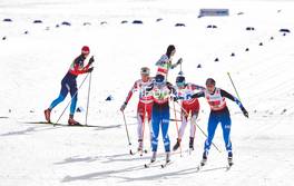 26.02.2015, Falun, Sweden (SWE): Kerttu Niskanen (FIN), Aino-Kaisa Saarinen (FIN), (l-r)  - FIS nordic world ski championships, cross-country, 4x5km women, Falun (SWE). www.nordicfocus.com. © NordicFocus. Every downloaded picture is fee-liable.