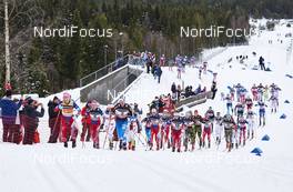 05.12.2015, Lillehammer, Norway (NOR): women in the first uphill   - FIS world cup cross-country, skiathlon women, Lillehammer (NOR). www.nordicfocus.com. © Felgenhauer/NordicFocus. Every downloaded picture is fee-liable.