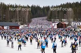 08.03.2015, Mora, Sweden (SWE): start with massive crowds - FIS Marathon Cup Vasaloppet, Mora (SWE). www.nordicfocus.com. © Felgenhauer/NordicFocus. Every downloaded picture is fee-liable.