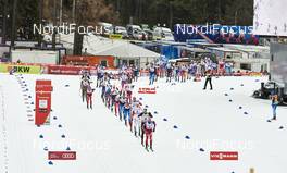 02.01.2016, Lenzerheide, Switzerland (SUI): the top group passes the stadium   - FIS world cup cross-country, tour de ski, mass men, Lenzerheide (SUI). www.nordicfocus.com. © Felgenhauer/NordicFocus. Every downloaded picture is fee-liable.