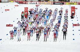 02.01.2016, Lenzerheide, Switzerland (SUI): the men's start   - FIS world cup cross-country, tour de ski, mass men, Lenzerheide (SUI). www.nordicfocus.com. © Felgenhauer/NordicFocus. Every downloaded picture is fee-liable.