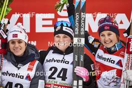 08.01.2016, Cortina-Toblach, Italy (ITA): Heidi Weng (NOR), Jessica Diggins (USA), Ingvild Flugstad Oestberg (NOR), (l-r) - FIS world cup cross-country, tour de ski, 5km women, Cortina-Toblach (ITA). www.nordicfocus.com. © Felgenhauer/NordicFocus. Every downloaded picture is fee-liable.