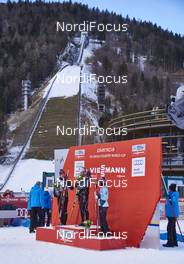 16.01.2016, Planica, Slovenia (SLO): Astrid Uhrenholdt Jacobsen (NOR), Stina Nilsson (SWE), Heidi Weng (NOR), (l-r) - FIS world cup cross-country, individual sprint, Planica (SLO). www.nordicfocus.com. © Felgenhauer/NordicFocus. Every downloaded picture is fee-liable.