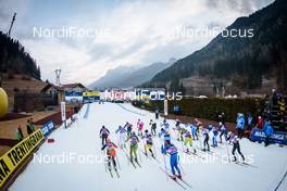 31.01.2016, Molina di Fiemme, Italy (ITA): Start of the women's race - Ski Classics and FIS Marathon Cup Marcialonga, Molina di Fiemme (ITA). www.nordicfocus.com. © Rauschendorfer/NordicFocus. Every downloaded picture is fee-liable.