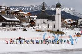07.02.2016, Seefeld, Austria (AUT): Start of the men's race - Visma Ski Classics Kaiser Maximilian Lauf, Seefeld (AUT). www.nordicfocus.com. © Rauschendorfer/NordicFocus. Every downloaded picture is fee-liable.