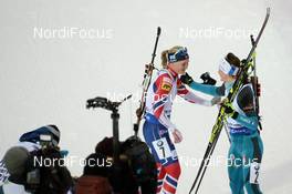03.12.2017, Oestersund, Sweden, (SWE): Marte Olsbu (NOR), Justine Braisaz (FRA) - IBU world cup biathlon, pursuit women, Oestersund (SWE). www.nordicfocus.com. © Tumashov/NordicFocus. Every downloaded picture is fee-liable.