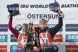 26.11.2017, Oestersund, Sweden, (SWE): Lisa Theresa Hauser (AUT), Simon Eder (AUT), (l-r) - IBU world cup biathlon, single mixed relay, Oestersund (SWE). www.nordicfocus.com. © Manzoni/NordicFocus. Every downloaded picture is fee-liable.