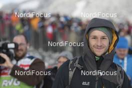 17.12.2017, Annecy-Le Grand Bornand, France (FRA): Marco Moser (GER), Infront technician -  IBU world cup biathlon, mass men, Annecy-Le Grand Bornand (FRA). www.nordicfocus.com. © Manzoni/NordicFocus. Every downloaded picture is fee-liable.