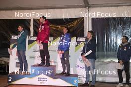 27.01.2018, Ridnaun, Italy (ITA): Krasimir Anev (BUL), Alexander Loginov (RUS), Evgeniy Garanichev (RUS), (l-r), Vetle Sjastad Christiansen (NOR), Simon Fourcade (FRA), (l-r) - IBU Open European championships biathlon, medals, Ridnaun (ITA). www.nordicfocus.com. © Manzoni/NordicFocus. Every downloaded picture is fee-liable.