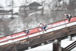 04.01.2018, Oberstdorf, Germany (GER): Martin Johnsrud Sundby (NOR), Didrik Toenseth (NOR), Thomas Wick (GER), (l-r)  - FIS world cup cross-country, tour de ski, mass men, Oberstdorf (GER). www.nordicfocus.com. © Modica/NordicFocus. Every downloaded picture is fee-liable.