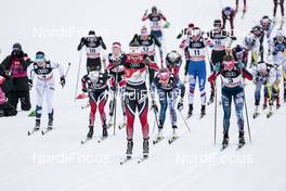 06.01.2018, Val di Fiemme, Italy (ITA): Ingvild Flugstad Oestberg (NOR), Heidi Weng (NOR), Jessica Diggins (USA), Krista Parmakoski (FIN), Kerttu Niskanen (FIN), (l-r)  - FIS world cup cross-country, tour de ski, mass women, Val di Fiemme (ITA). www.nordicfocus.com. © Modica/NordicFocus. Every downloaded picture is fee-liable.