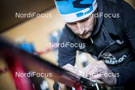 22.02.2018, Pyeongchang, Korea (KOR): Salomon team at work in the wax cabins    - XXIII. Olympic Winter Games Pyeongchang 2018, cross-country, training, Pyeongchang (KOR). www.nordicfocus.com. © Modica/NordicFocus. Every downloaded picture is fee-liable.