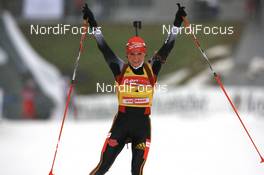Biathlon - IBU World Cup Biathlon pursuit women 10km - Hochfilzen (AUT): Andrea Henkel (GER).