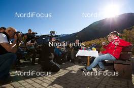 18.10.2011, Schnalstal/Val Senales, Italy (ITA): Petter Northug (NOR), Fischer, Swix, Alpina, Rottefella in a press conference - Preseason training, Schnalstal/Val Senales (ITA) . www.nordicfocus.com. Â© Laiho/NordicFocus. Every downloaded picture is fee-liable.