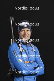 01.12.2021, Oestersund, Sweden, (SWE): Dominik Windisch (ITA) - IBU World Cup Biathlon, photoshooting, Oestersund (SWE). www.nordicfocus.com. © Manzoni/NordicFocus. Every downloaded picture is fee-liable.