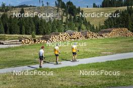 30.08.2022, Lavaze, Italy (ITA): Johannes Thingnes Boe (NOR), Tarjei Boe (NOR), Sturla Holm Laegreid (NOR), (l-r)  - Biathlon summer training, Lavaze (ITA). www.nordicfocus.com. © Vanzetta/NordicFocus. Every downloaded picture is fee-liable.