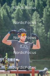 27.08.2022, Bessans, France (FRA): Quentin Fillon-Maillet (FRA) - Biathlon summer training, Bessans (FRA). www.nordicfocus.com. © Authamayou/NordicFocus. Every downloaded picture is fee-liable.